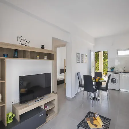 Apartment Ayios Elias Alice Protaras